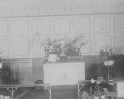 Close up of reredos in 1906 . Note no gothic tips