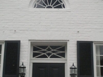 307 Hanover detail of transom